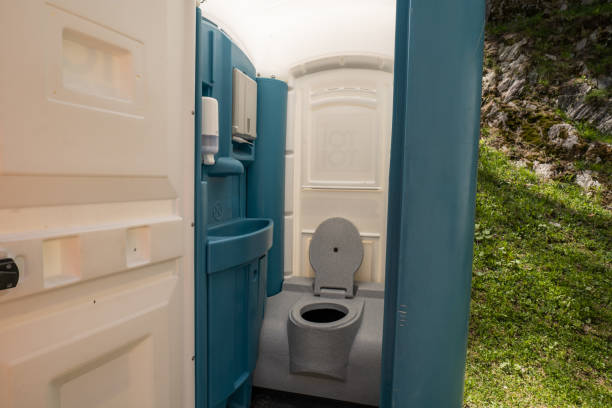 Portable bathroom rental in Lapel, IN